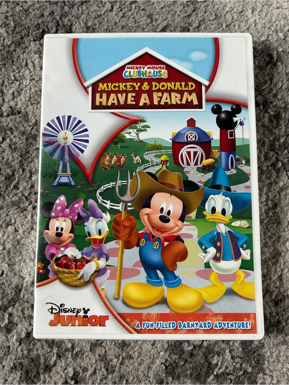Disney Mickey Mouse Mickey and Donald have a farm DVD Disney junior barnyard